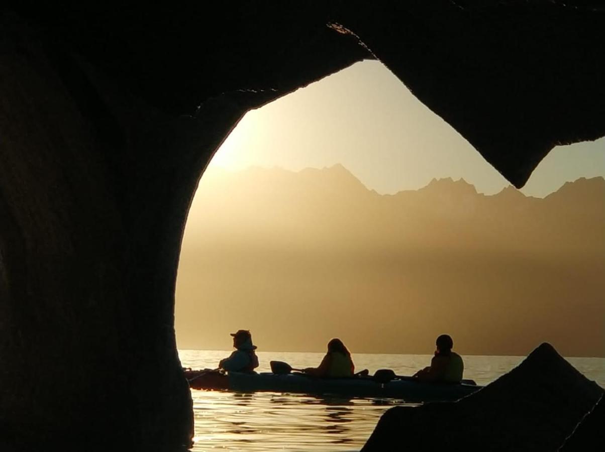 Adventure Travel B&B Puerto Tranquilo Eksteriør bilde